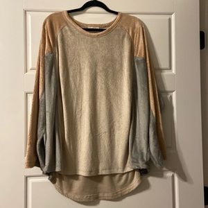 Soft Fur Long sleeve blouse